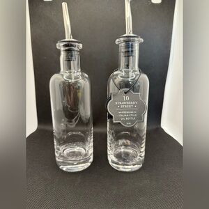 Ten Strawberry Street Vinegar and Oil Dispensers-New, washed never used.
13 oz